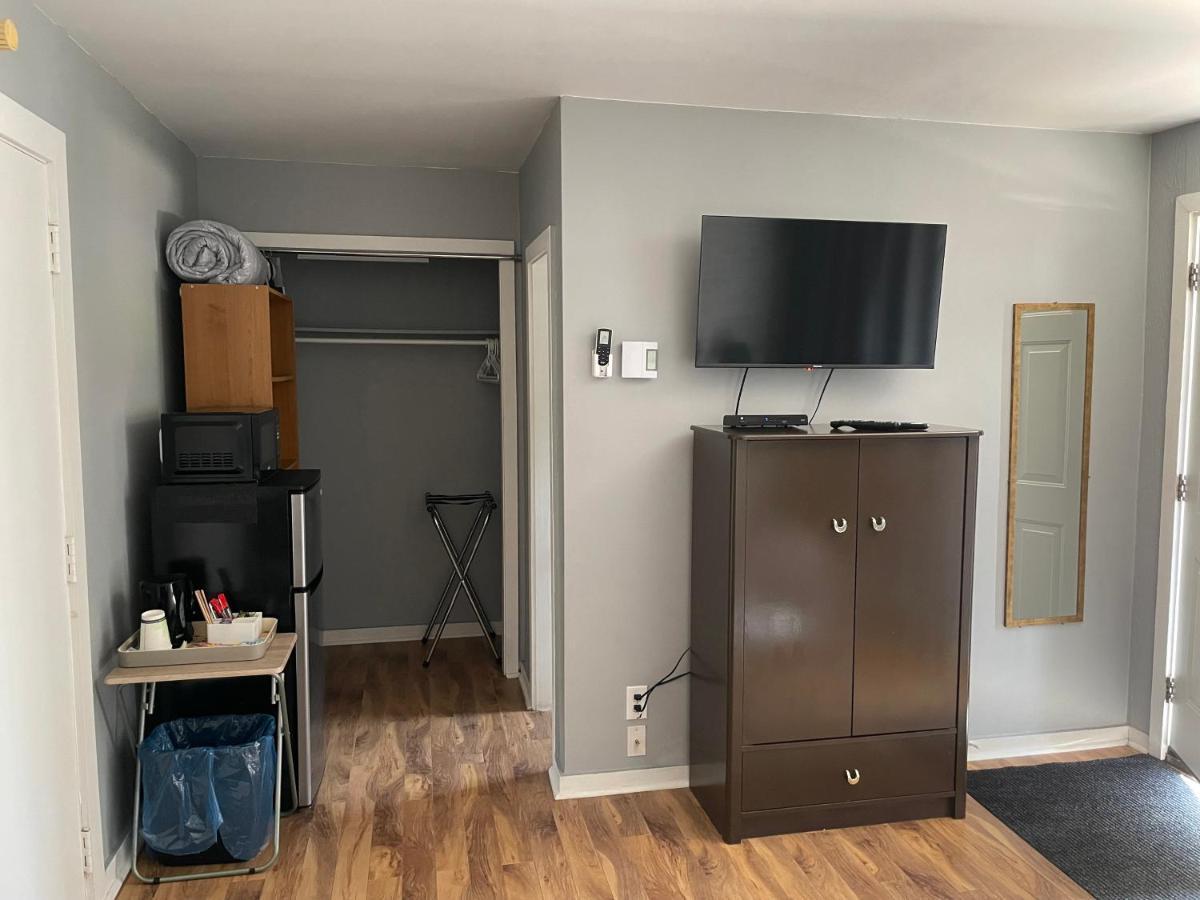 Auberge Restwell Motel Berry Mills Eksteriør bilde